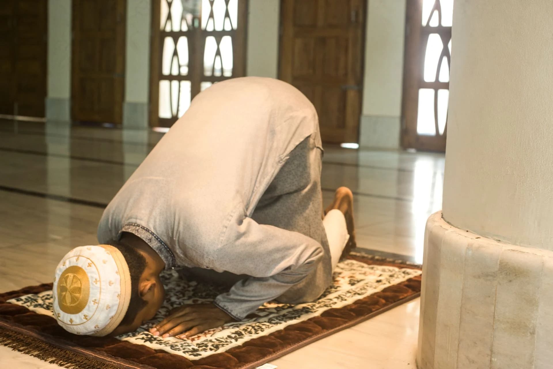 Importance of Salah in Islam five daily prayers